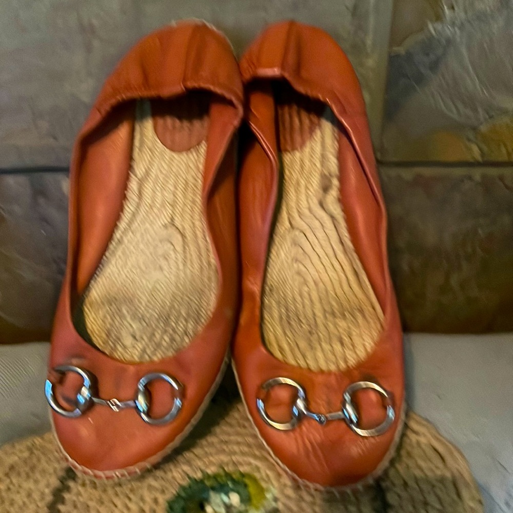 shoes dark pink size 8 leather